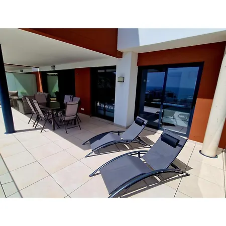 Sunny Pearl Apartment *