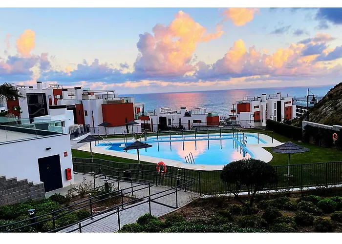 Sunny Pearl * Fuengirola